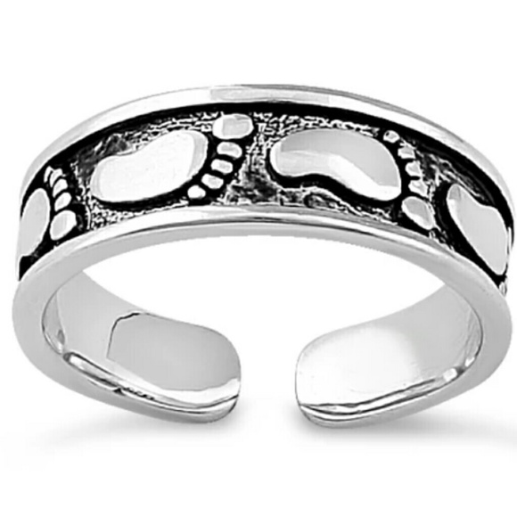 Jewelry - STERLING SILVER FOOTPRINTS TOE RING